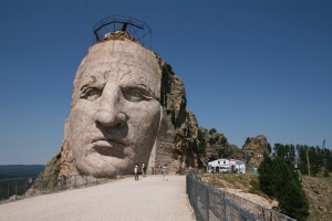 er wordt dagelijks gewerkt aan het Crazy Horse Memorial | Rapid City